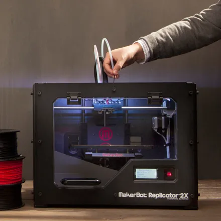 3D принтер MakerBot Replicator 2x