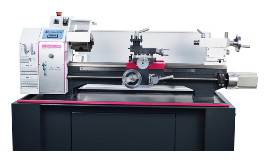 Токарный станок с ЧПУ Optima TU2406V CNC