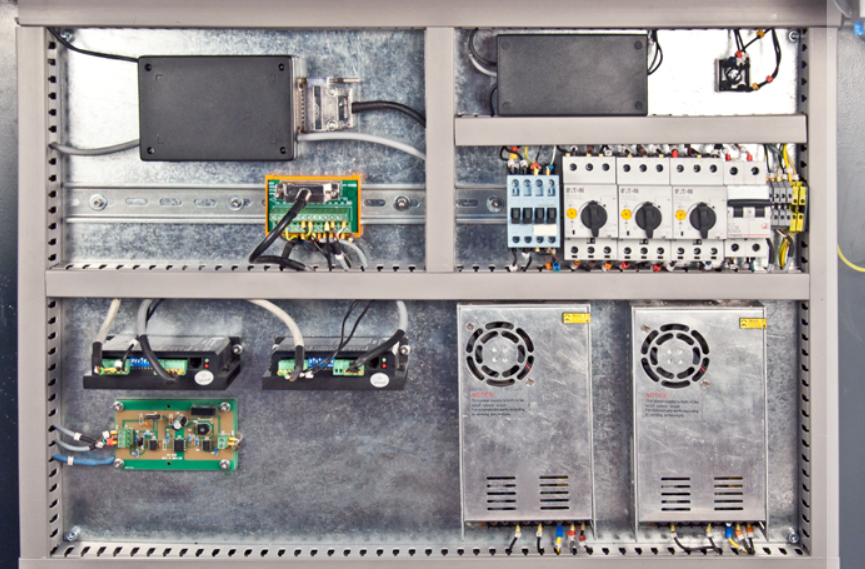 Токарный настольный станок Optimum TU2506V CNC