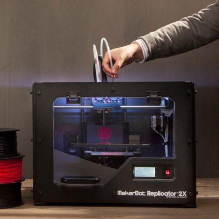 3D принтер MakerBot Replicator 2x