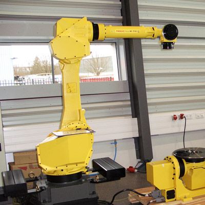 Fanuc M-710iC:70T (M-710) 3.jpeg