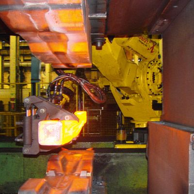 Робот Fanuc M-900iB:330L 2.jpeg Робот Fanuc M-900iB:330L 2.jpeg